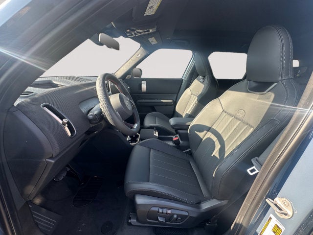 2027 MINI COUNTRYMAN ICONIC