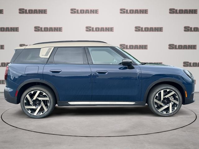 2027 MINI COUNTRYMAN ICONIC
