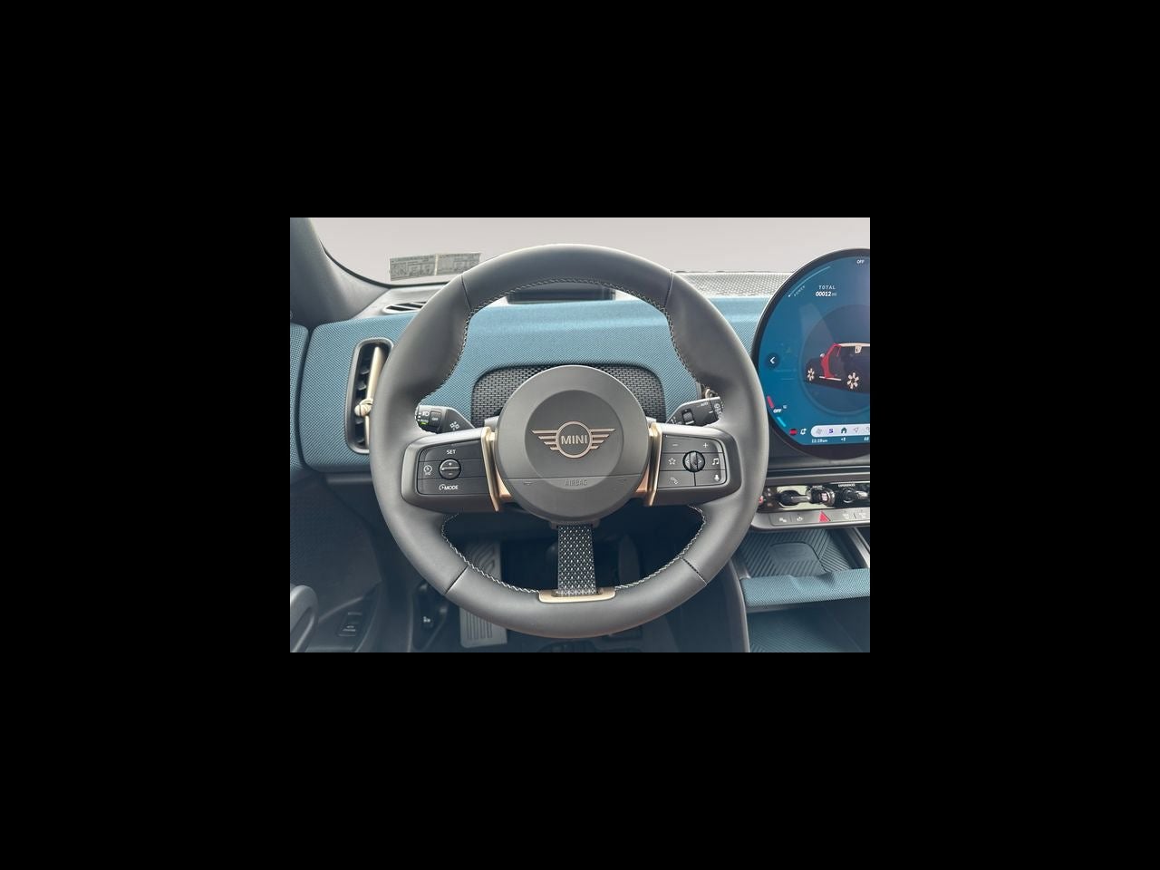 2027 MINI COUNTRYMAN ICONIC
