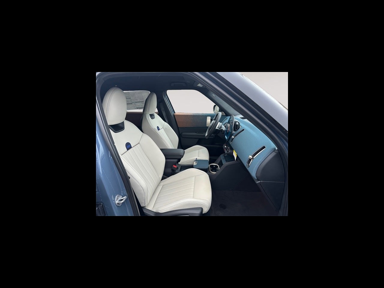 2026 MINI COUNTRYMAN ICONIC