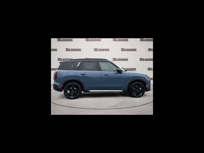 2026 MINI COUNTRYMAN ICONIC