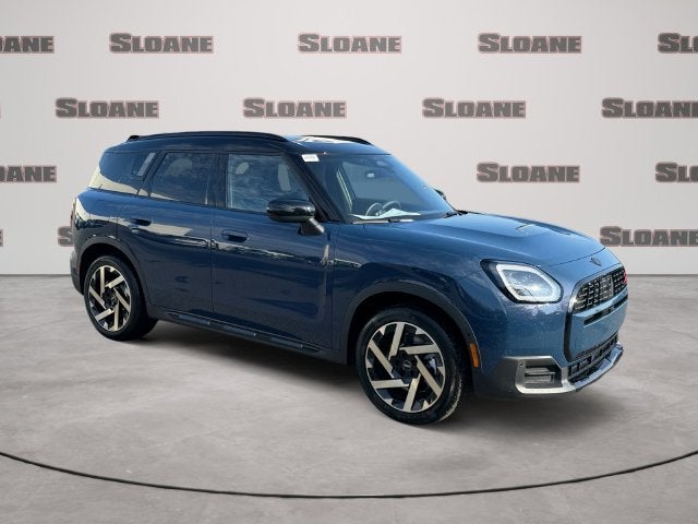 2027 MINI COUNTRYMAN ICONIC