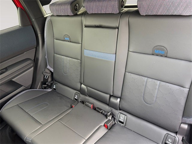 2026 MINI COUNTRYMAN ICONIC