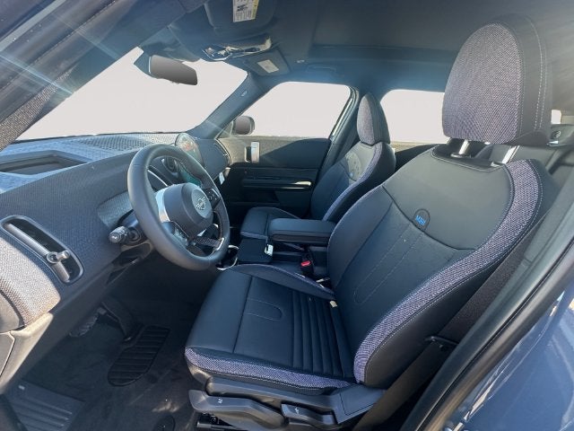 2027 MINI COUNTRYMAN SIGNATURE PLUS