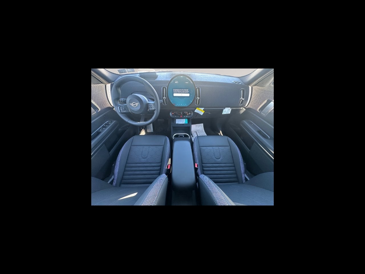 2027 MINI COUNTRYMAN SIGNATURE PLUS