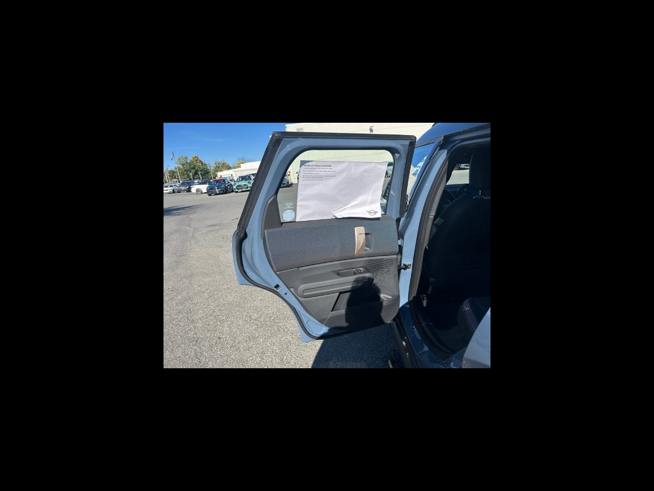 2027 MINI COUNTRYMAN SIGNATURE PLUS