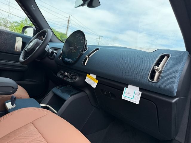 2027 MINI COUNTRYMAN ICONIC