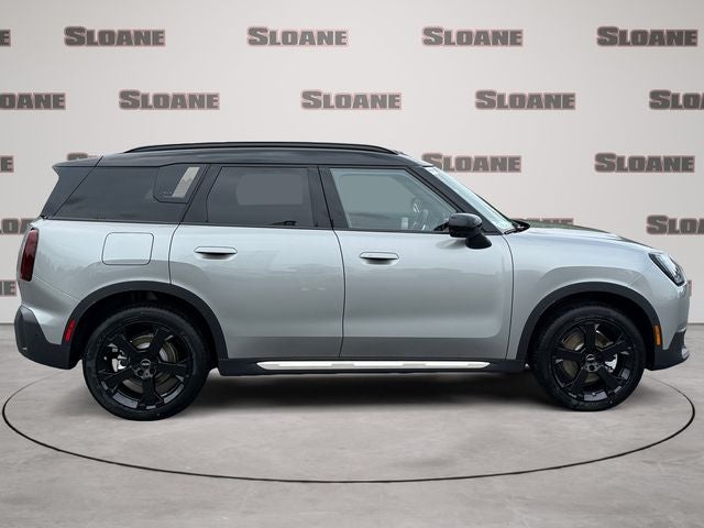 2027 MINI COUNTRYMAN ICONIC