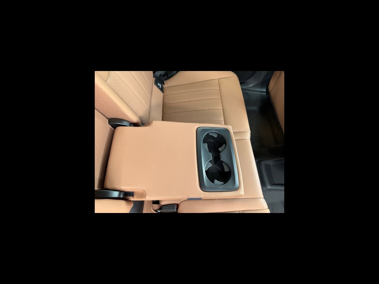 2027 MINI COUNTRYMAN ICONIC