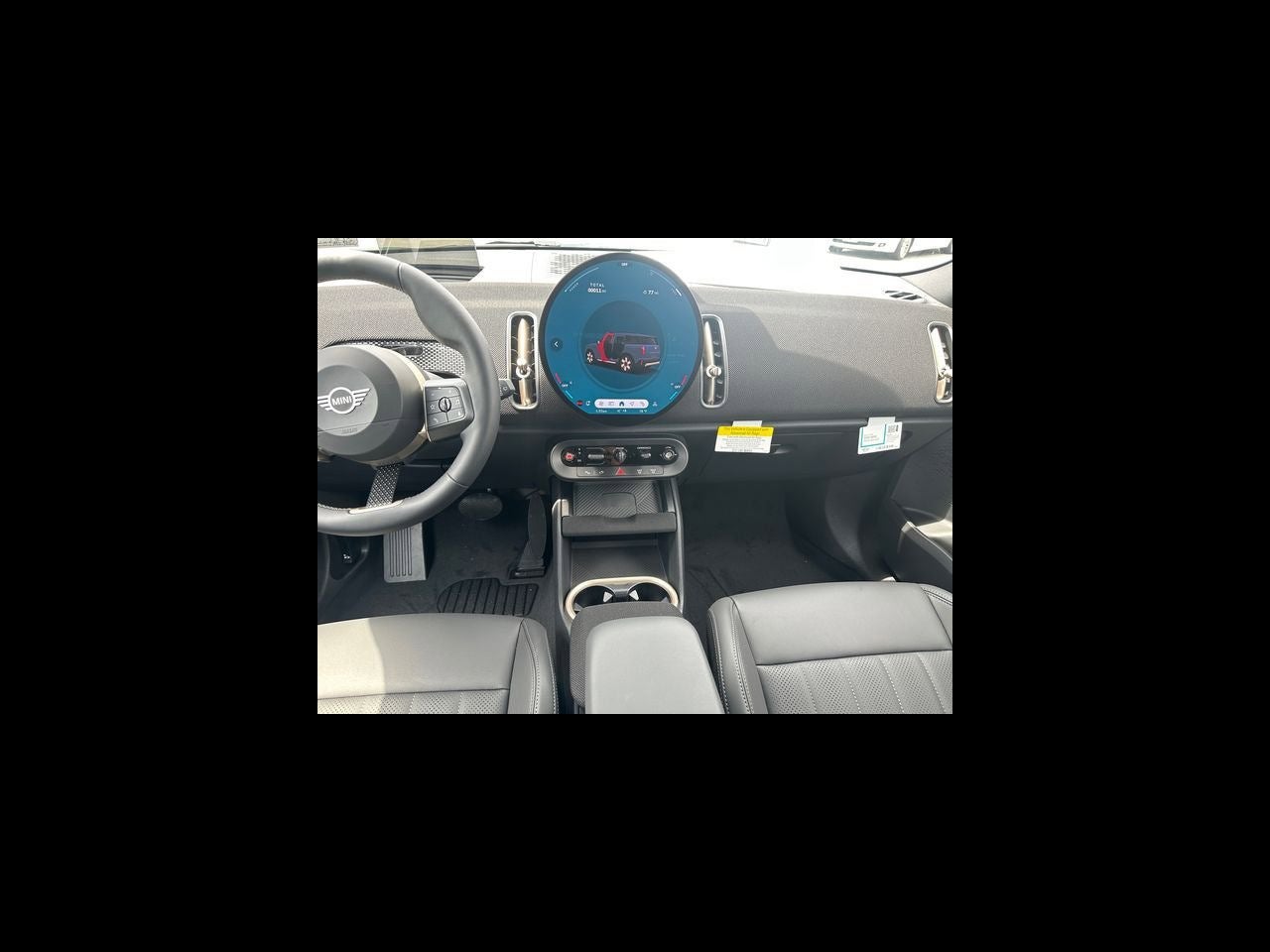 2027 MINI COUNTRYMAN ICONIC