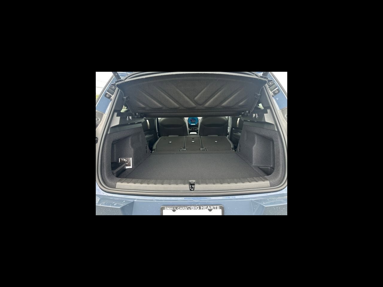 2027 MINI COUNTRYMAN ICONIC