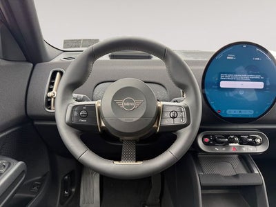 2027 MINI COUNTRYMAN SIGNATURE PLUS