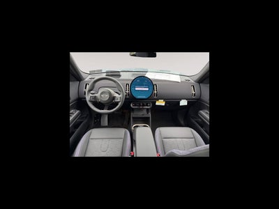 2027 MINI COUNTRYMAN SIGNATURE PLUS