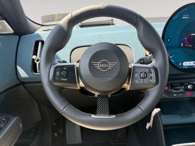 2027 MINI COUNTRYMAN ICONIC