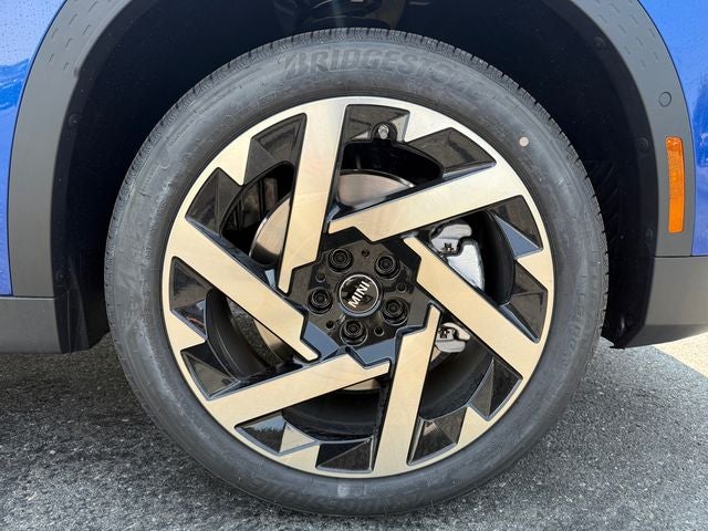 2027 MINI COUNTRYMAN ICONIC