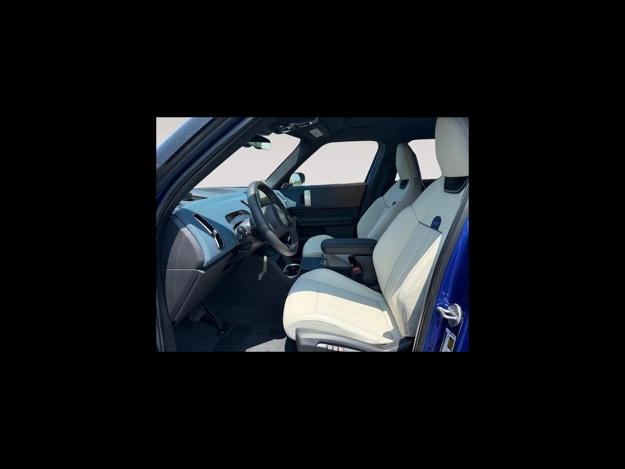 2027 MINI COUNTRYMAN ICONIC