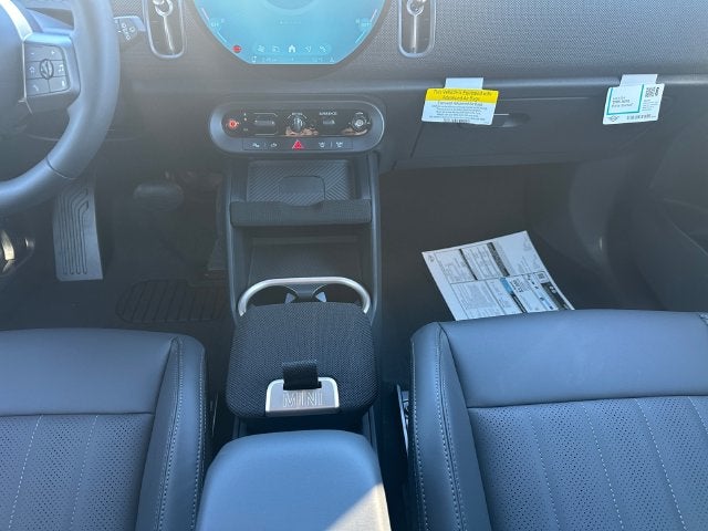 2027 MINI COUNTRYMAN SIGNATURE PLUS