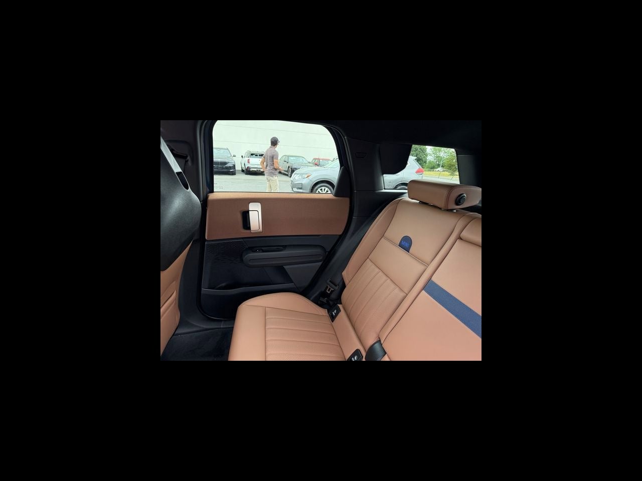 2027 MINI COUNTRYMAN ICONIC