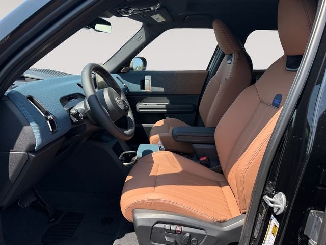 2027 MINI COUNTRYMAN ICONIC