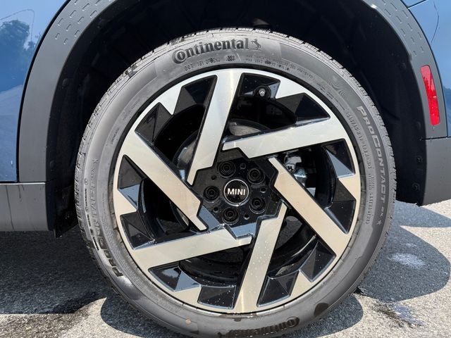 2027 MINI COUNTRYMAN ICONIC