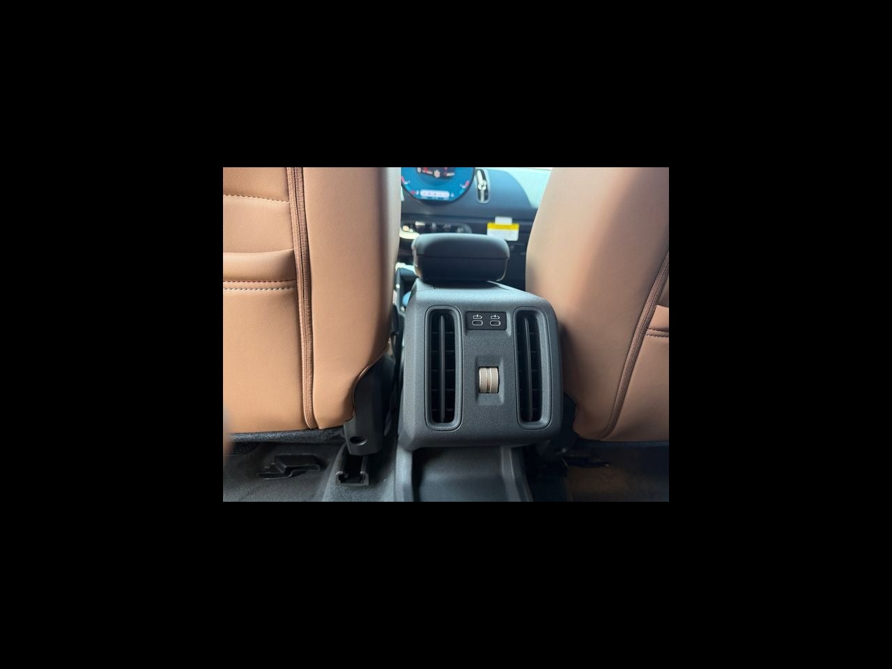 2027 MINI COUNTRYMAN ICONIC