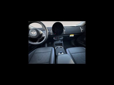 2025 MINI COUNTRYMAN ICONIC