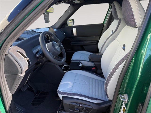 2026 MINI COUNTRYMAN SIGNATURE PLUS