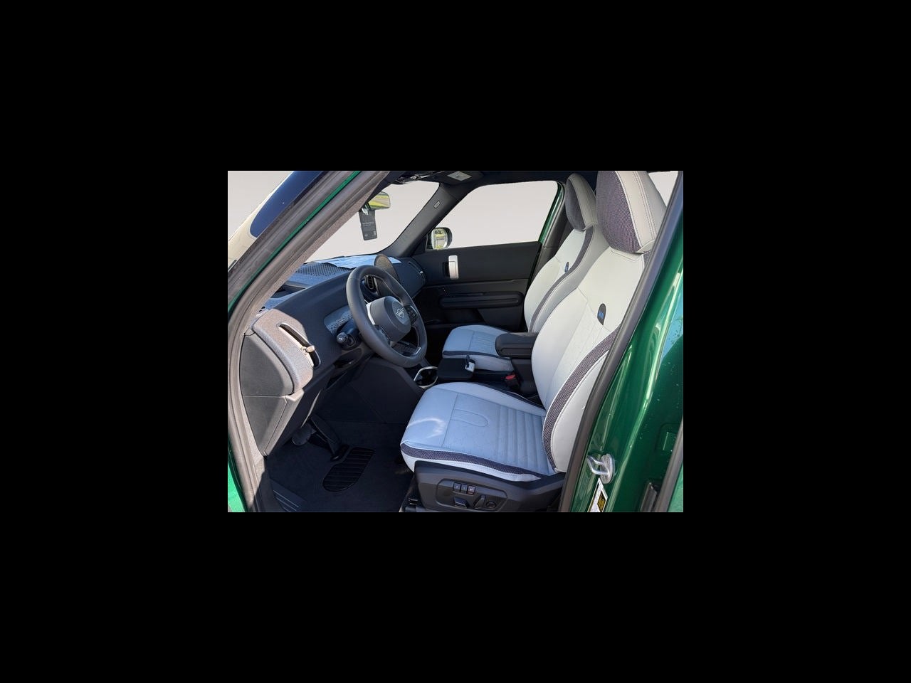 2026 MINI COUNTRYMAN SIGNATURE PLUS