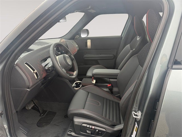 2026 MINI COUNTRYMAN ICONIC