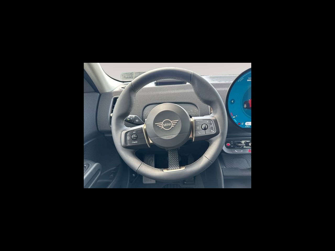 2027 MINI COUNTRYMAN SIGNATURE PLUS