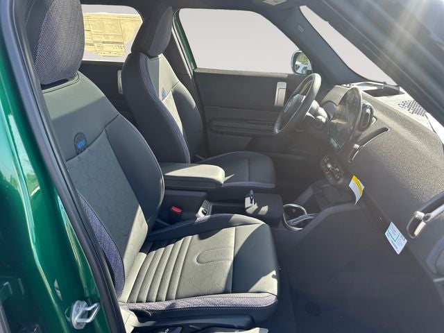 2027 MINI COUNTRYMAN SIGNATURE PLUS