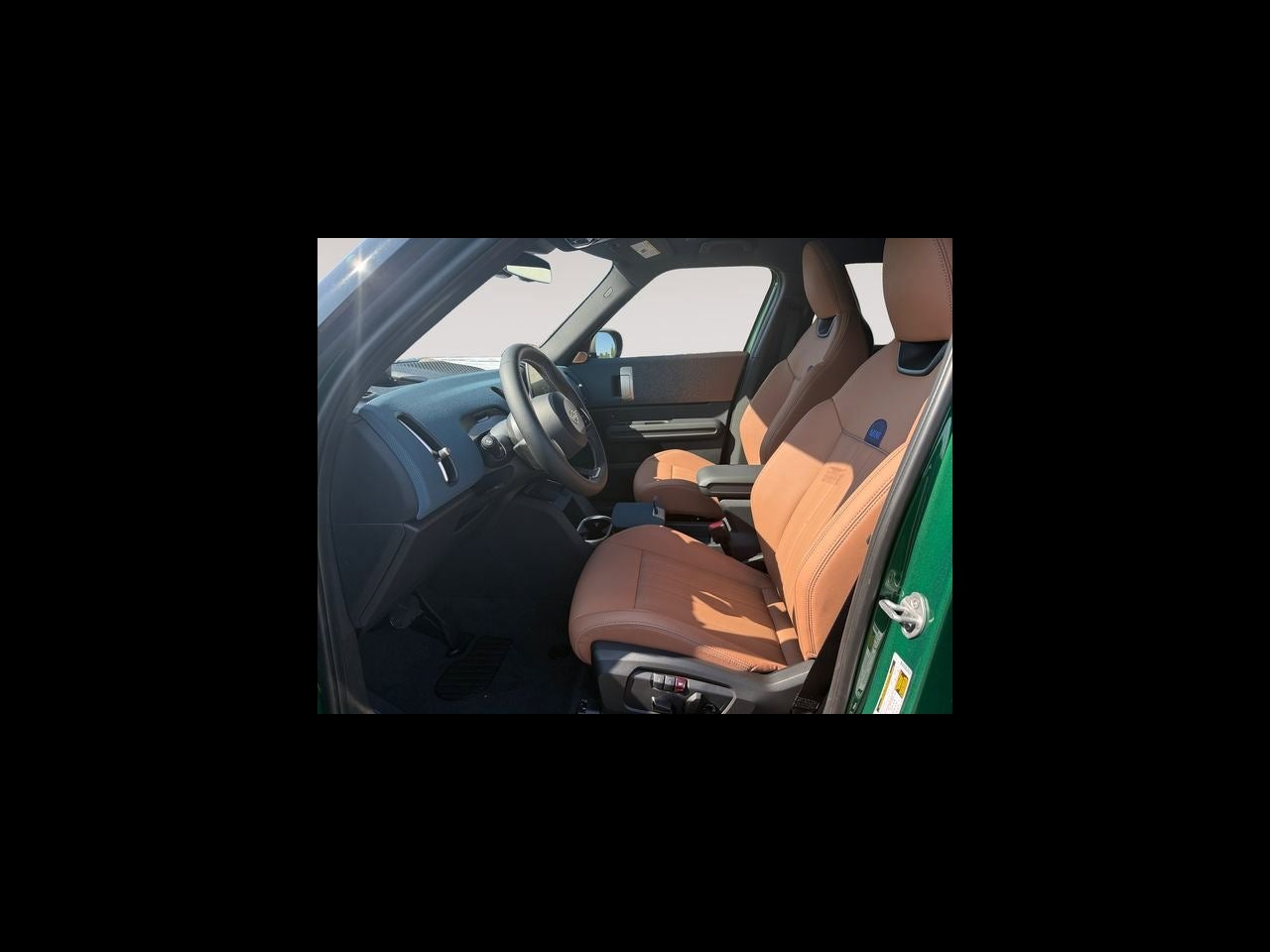 2027 MINI COUNTRYMAN ICONIC
