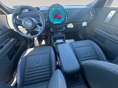 2027 MINI COUNTRYMAN SIGNATURE PLUS