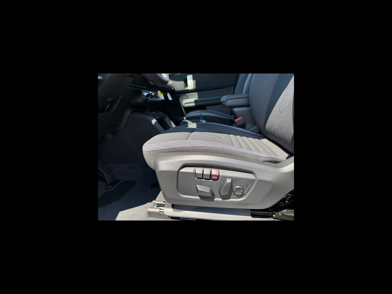 2027 MINI COUNTRYMAN SIGNATURE PLUS