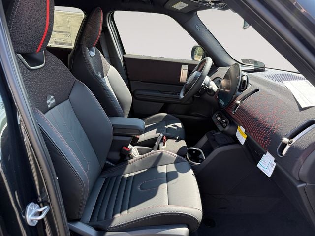 2027 MINI COUNTRYMAN ICONIC