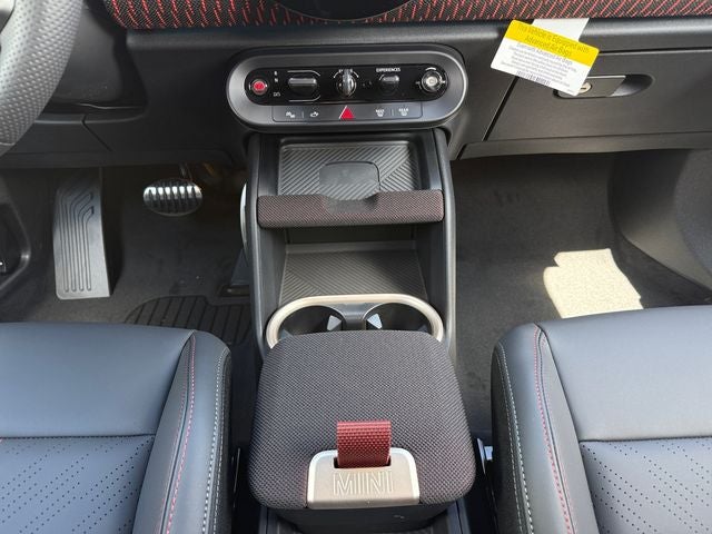 2027 MINI COUNTRYMAN ICONIC