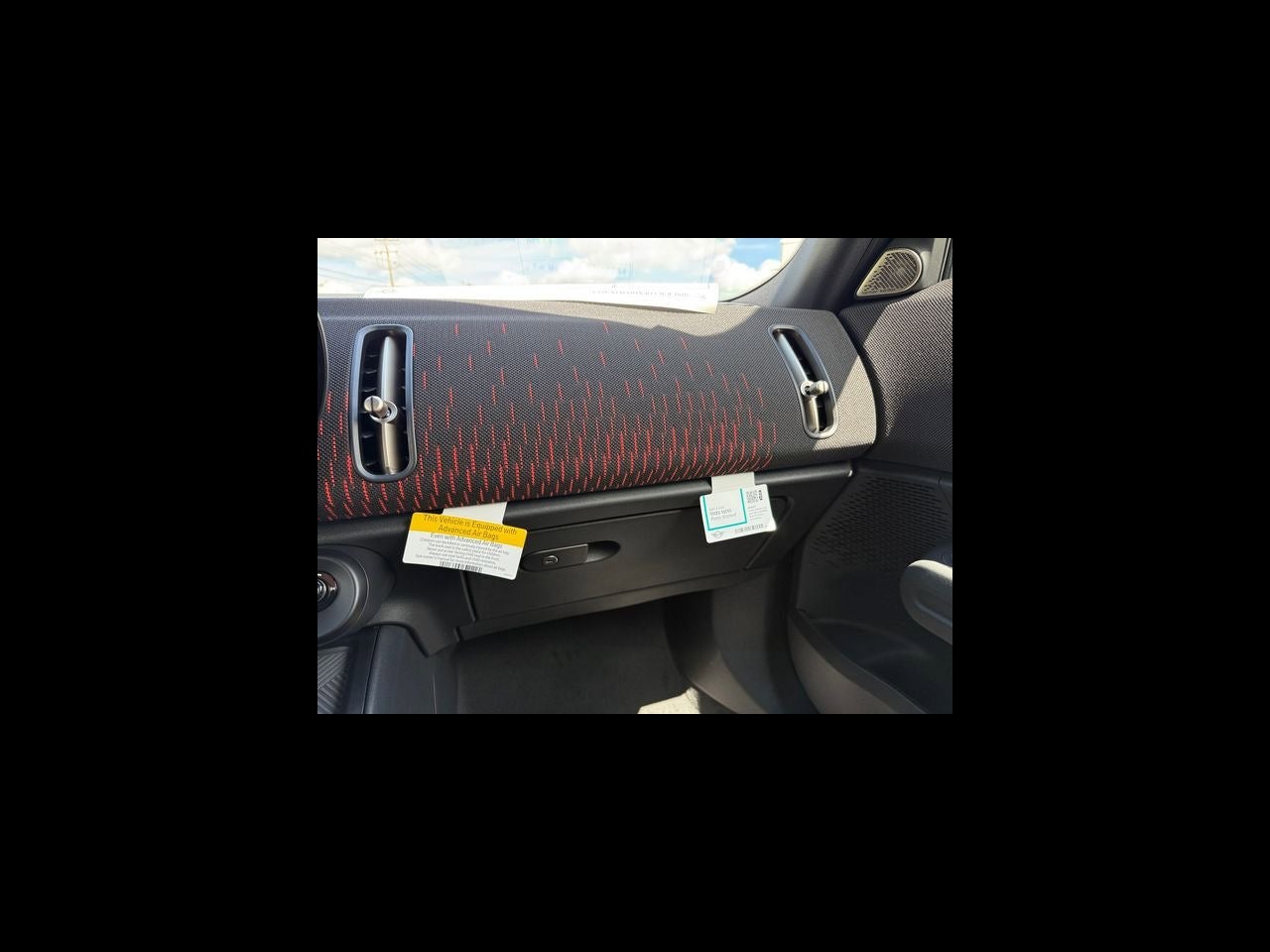 2027 MINI COUNTRYMAN ICONIC