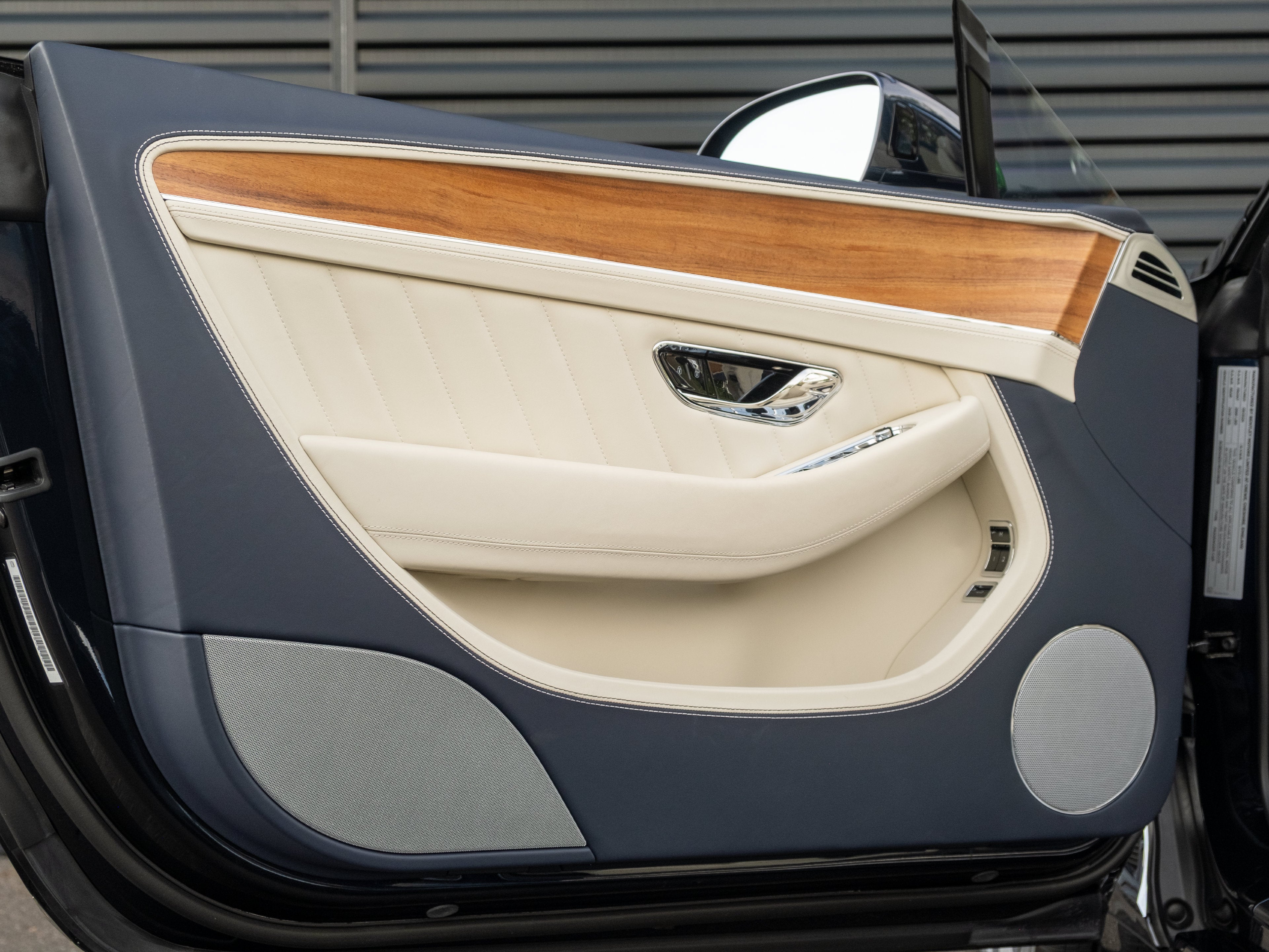 2024 Bentley Continental GT V8