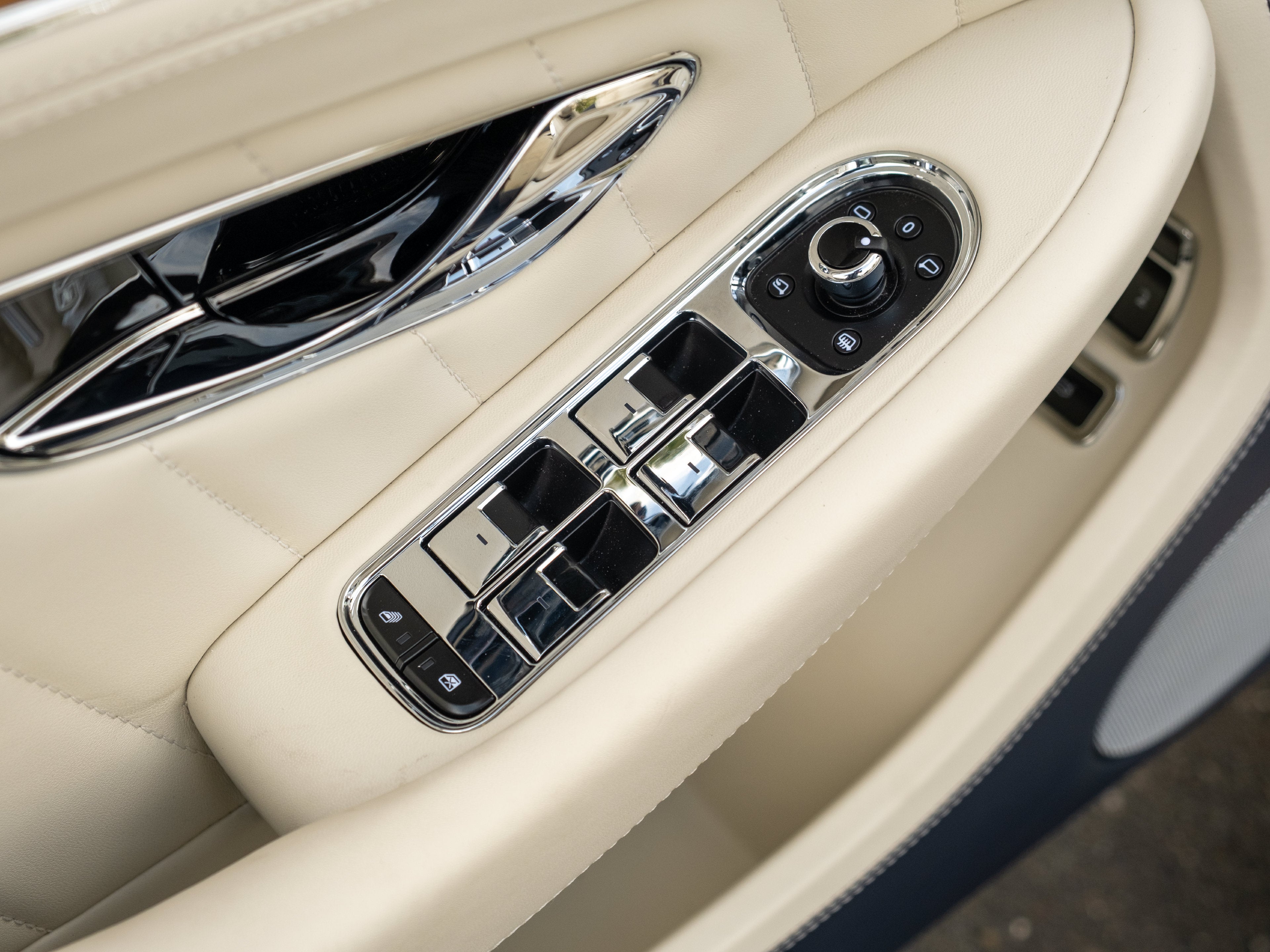 2024 Bentley Continental GT V8