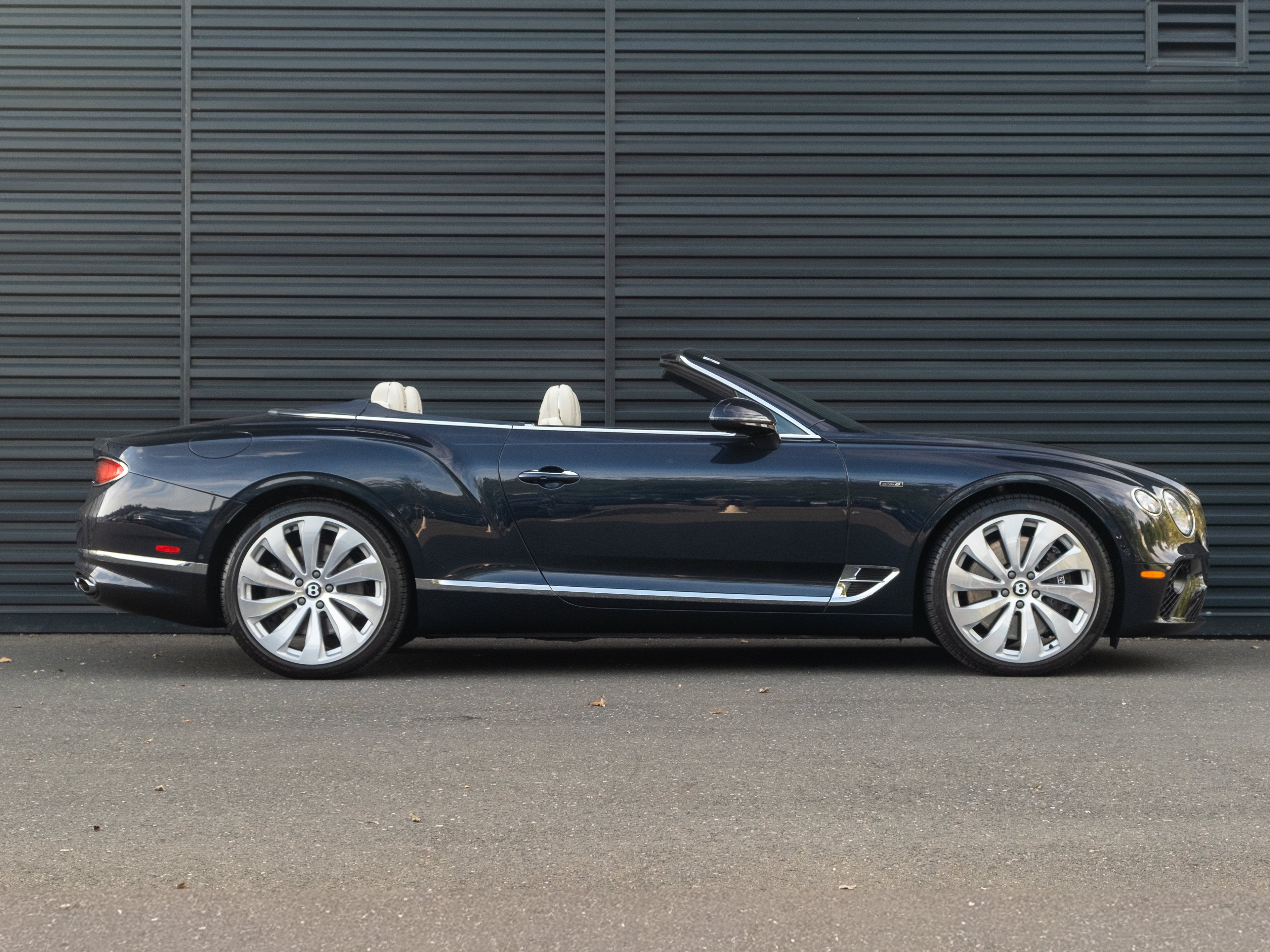 2024 Bentley Continental GT V8