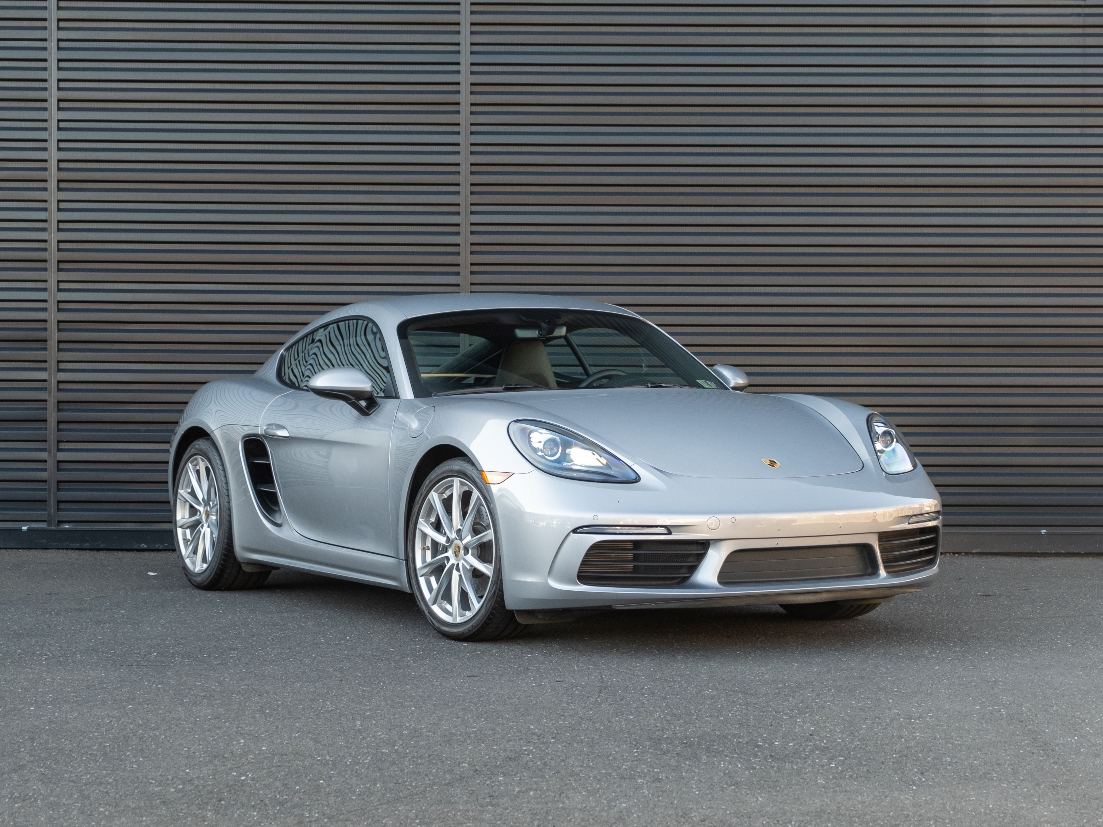 2018 Porsche 718 Cayman Base