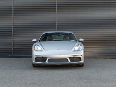 2018 Porsche 718 Cayman Base