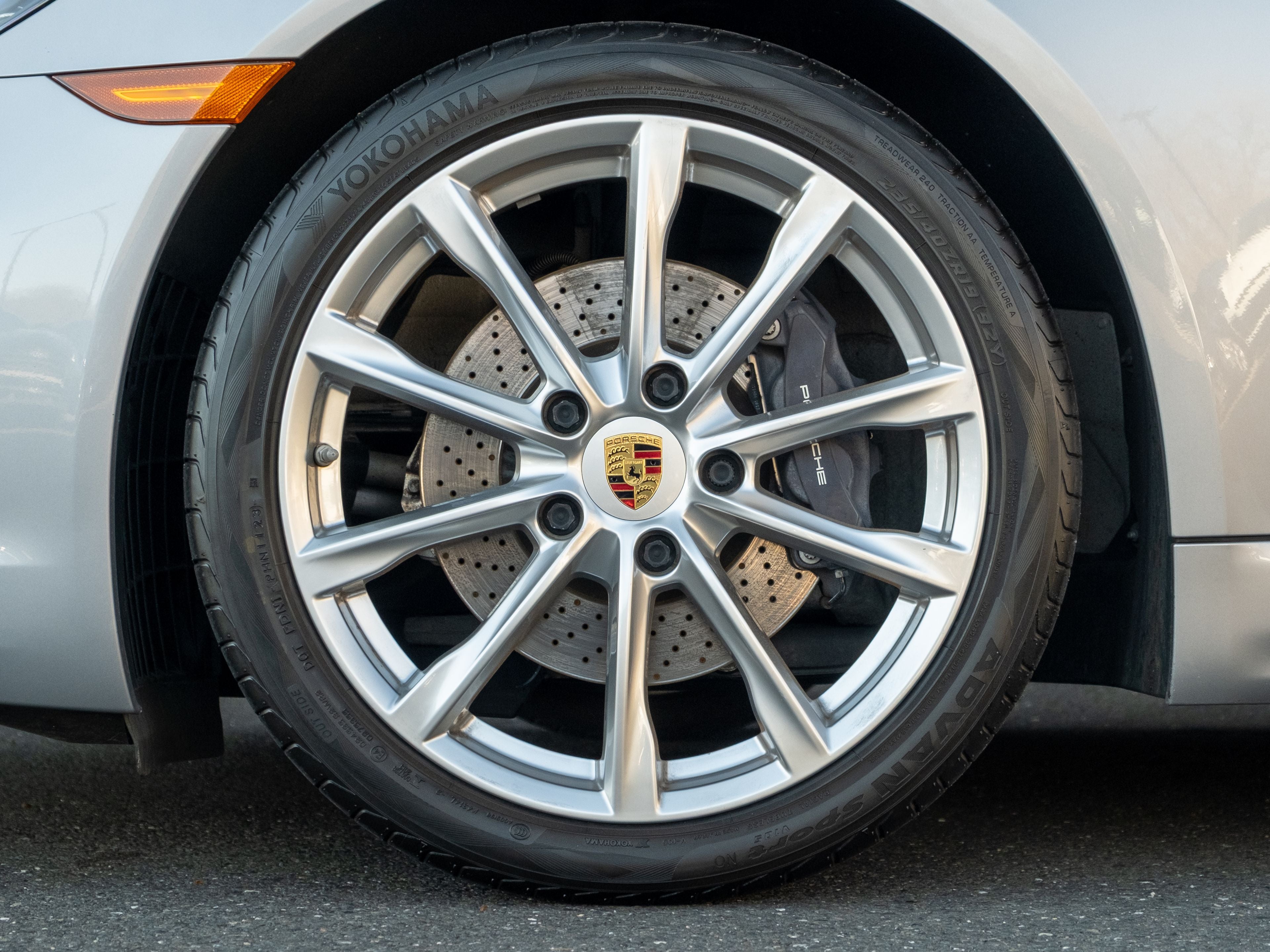 2018 Porsche 718 Cayman Base