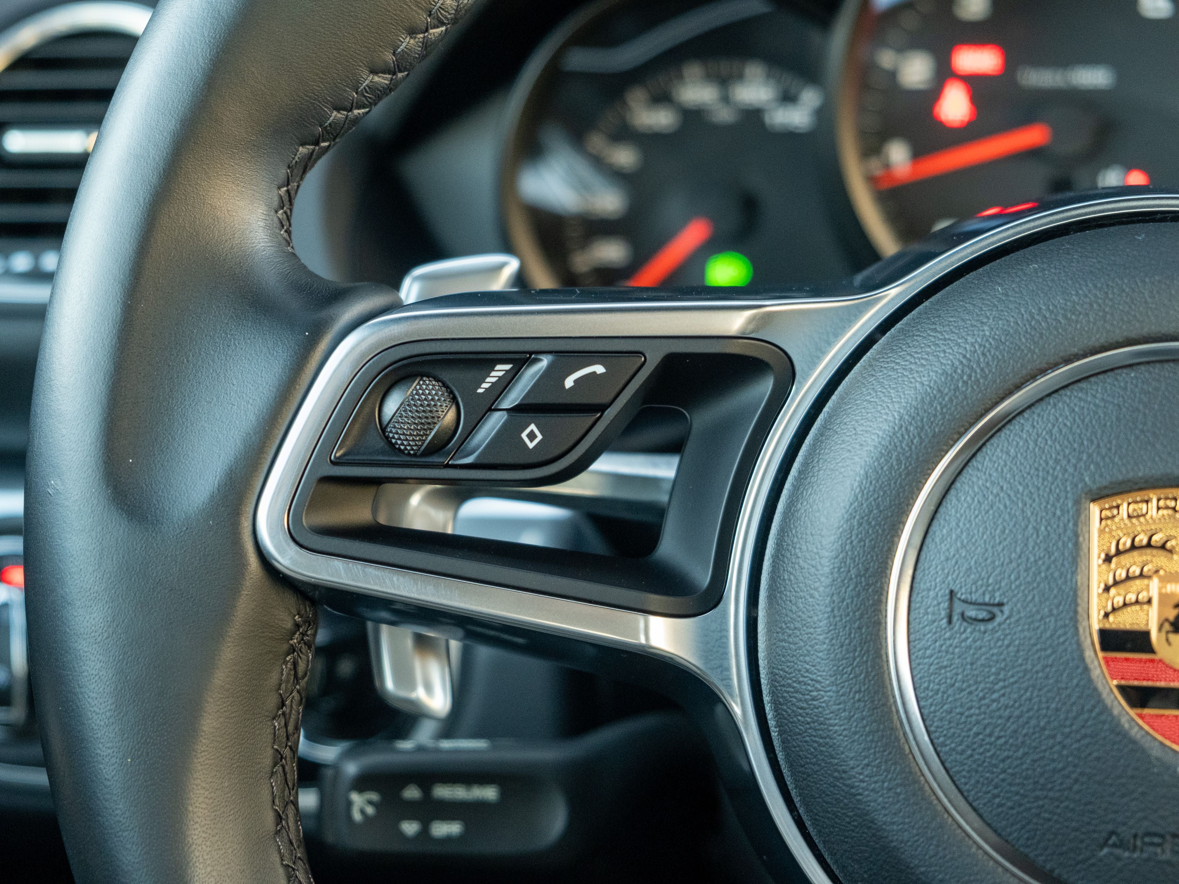 2018 Porsche 718 Cayman Base