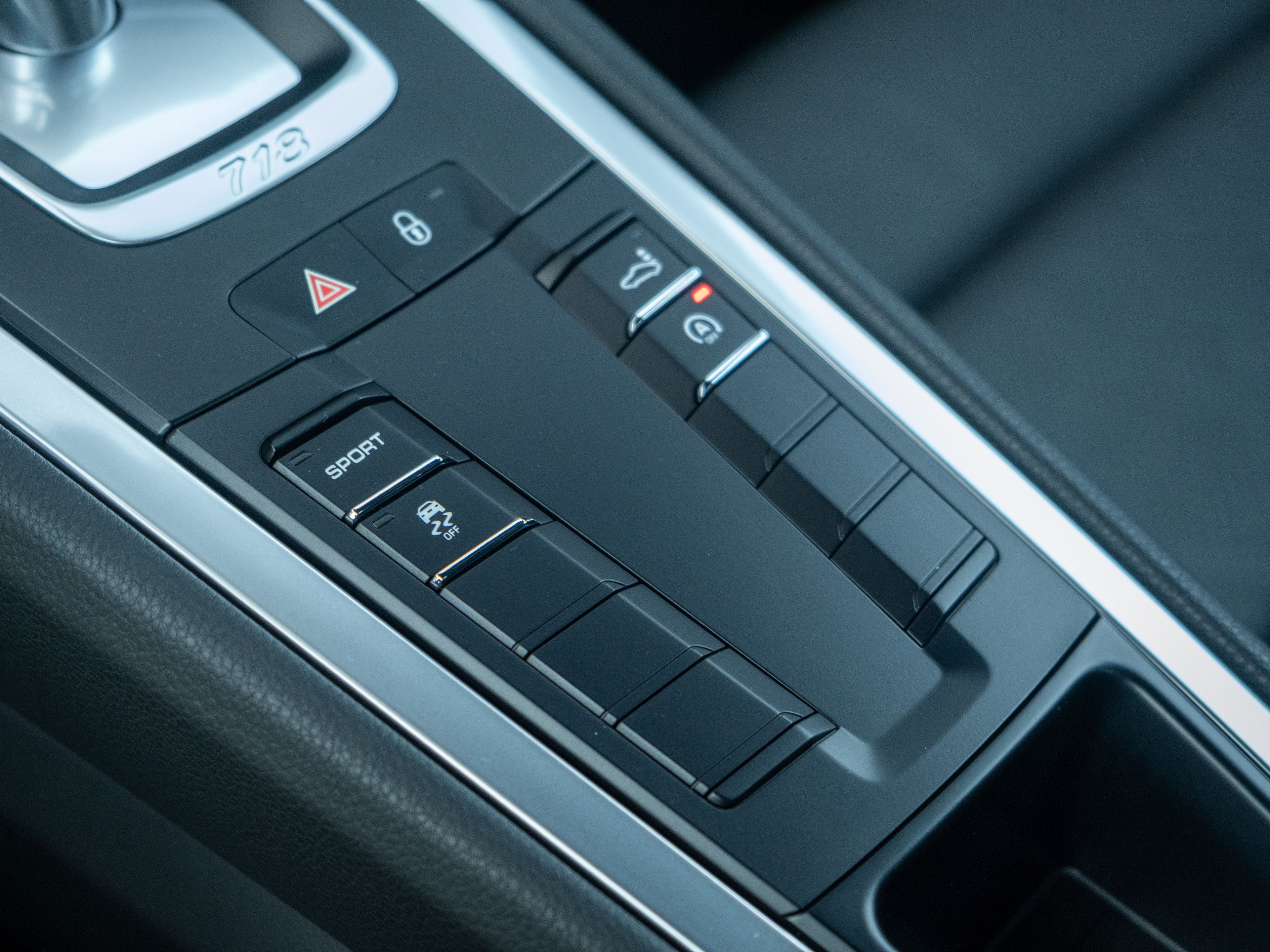 2018 Porsche 718 Cayman Base