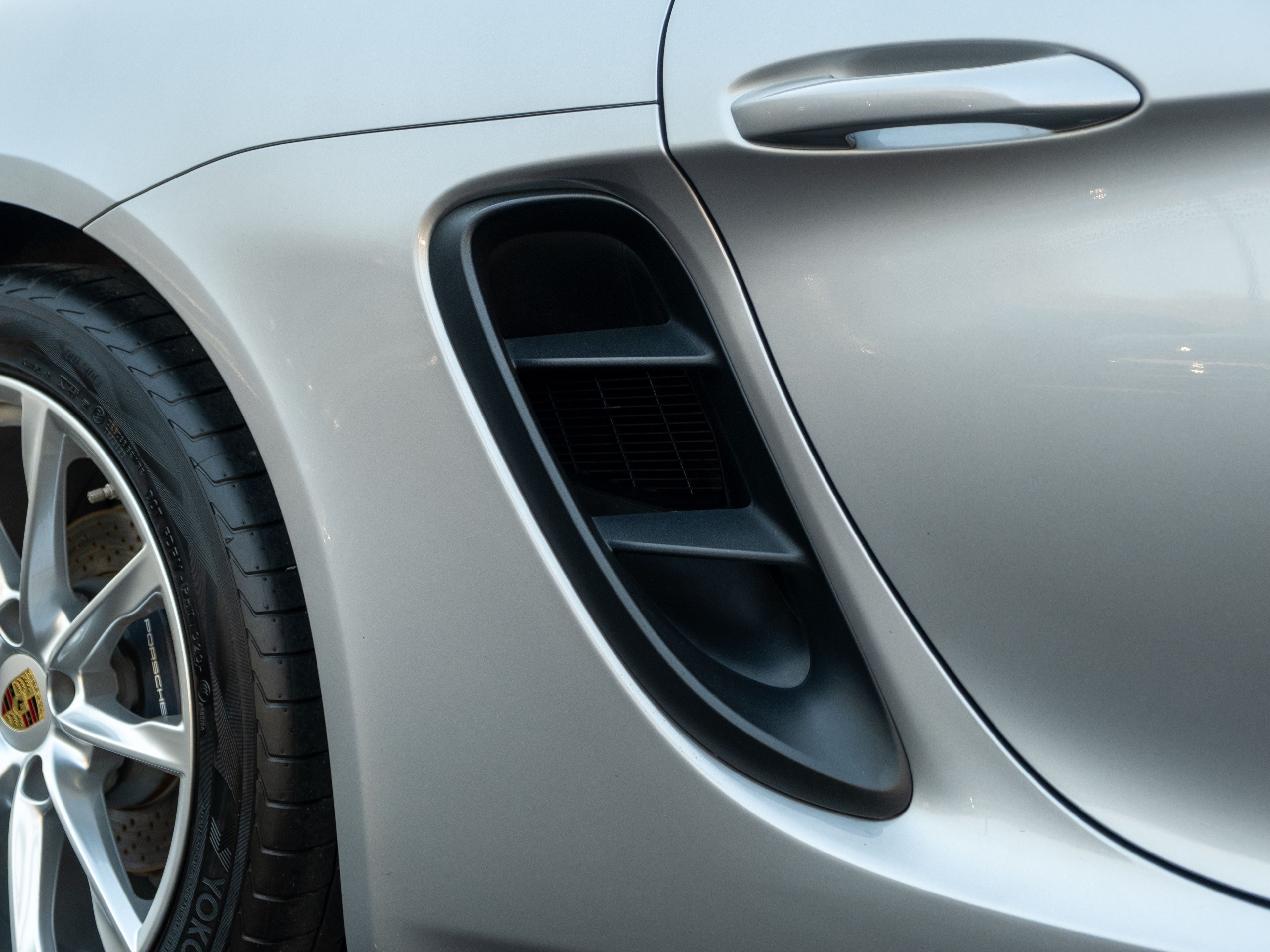 2018 Porsche 718 Cayman Base