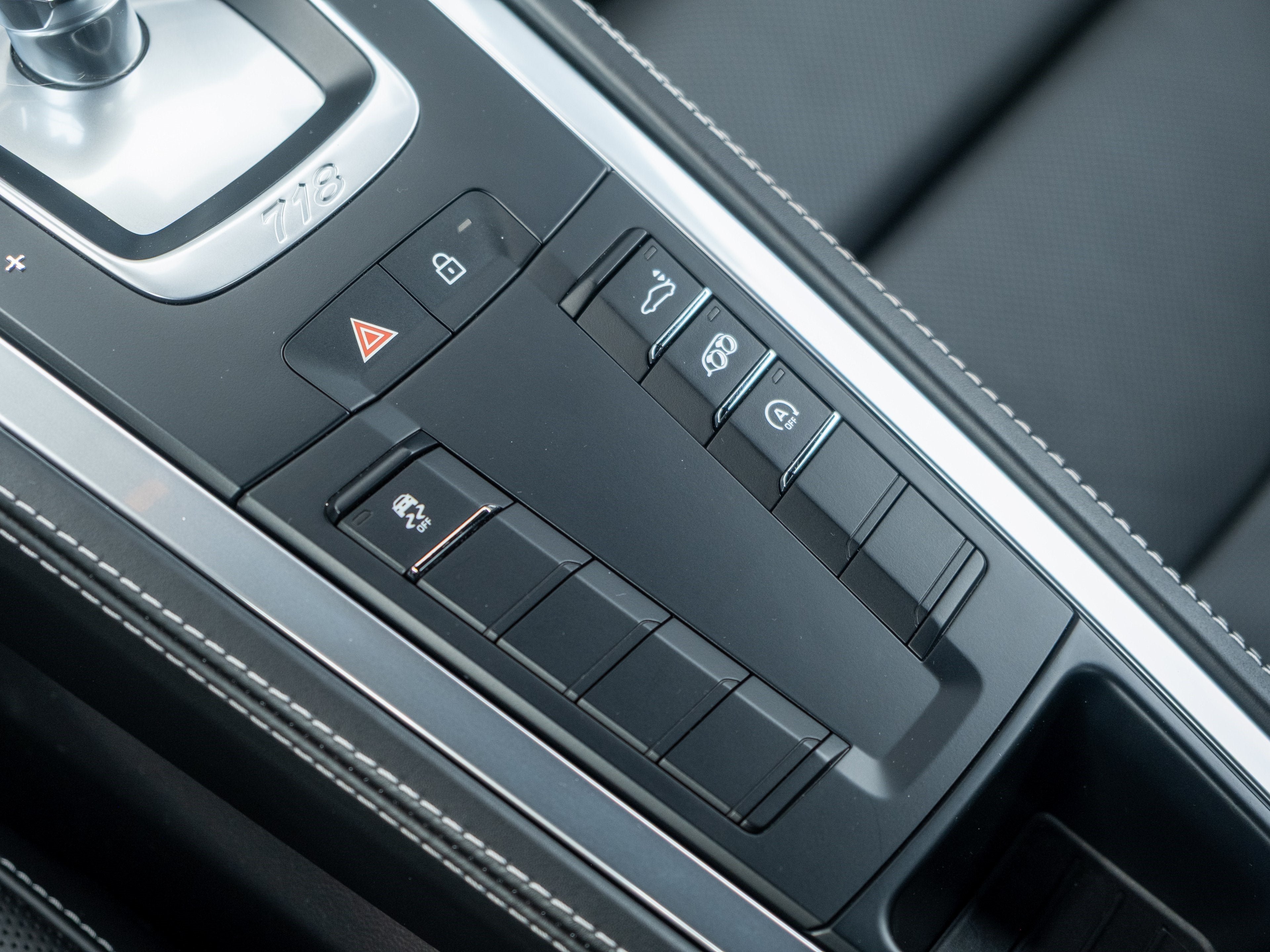 2021 Porsche 718 Cayman Base