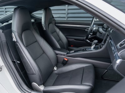 2021 Porsche 718 Cayman Base