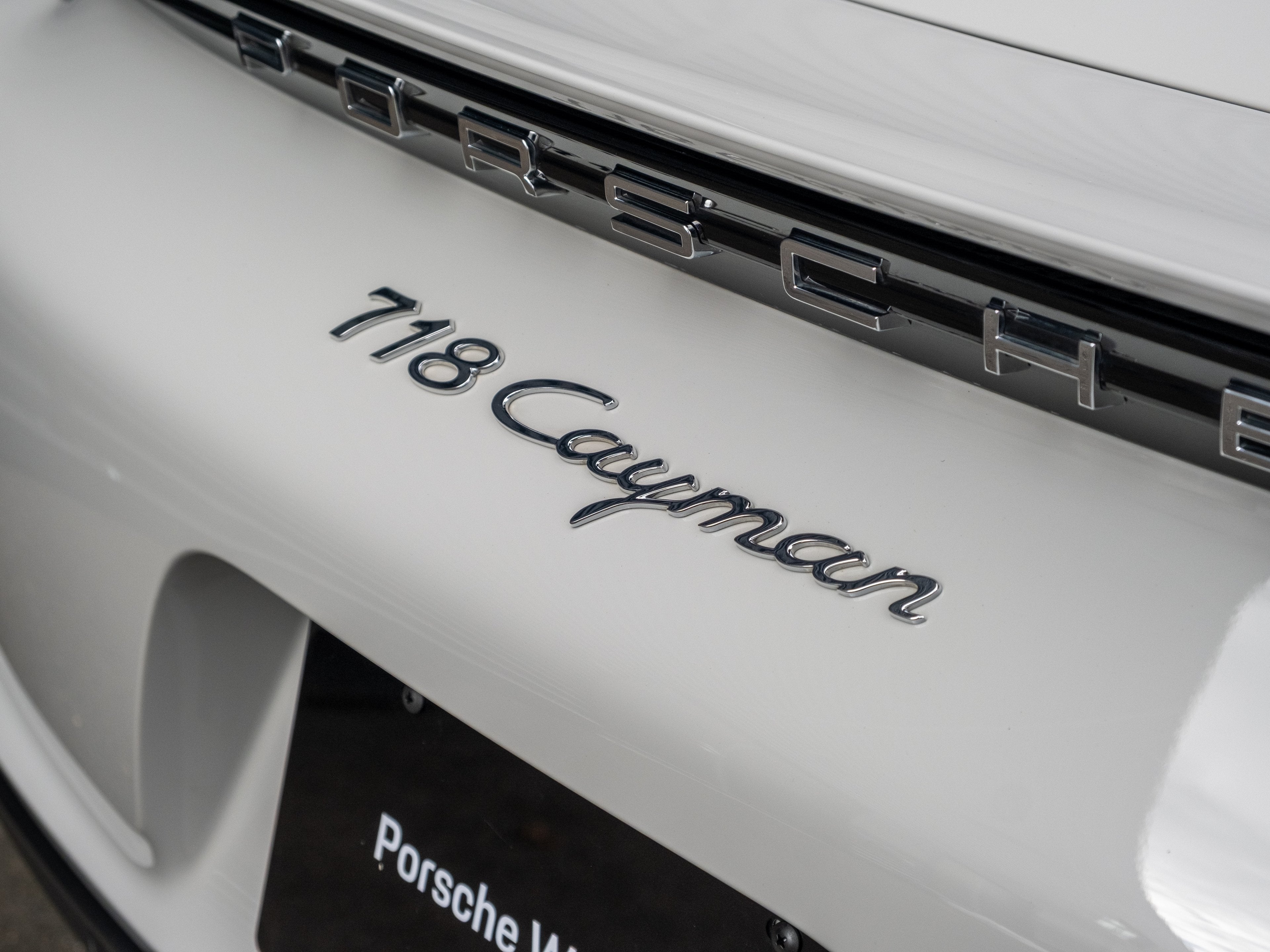 2021 Porsche 718 Cayman Base