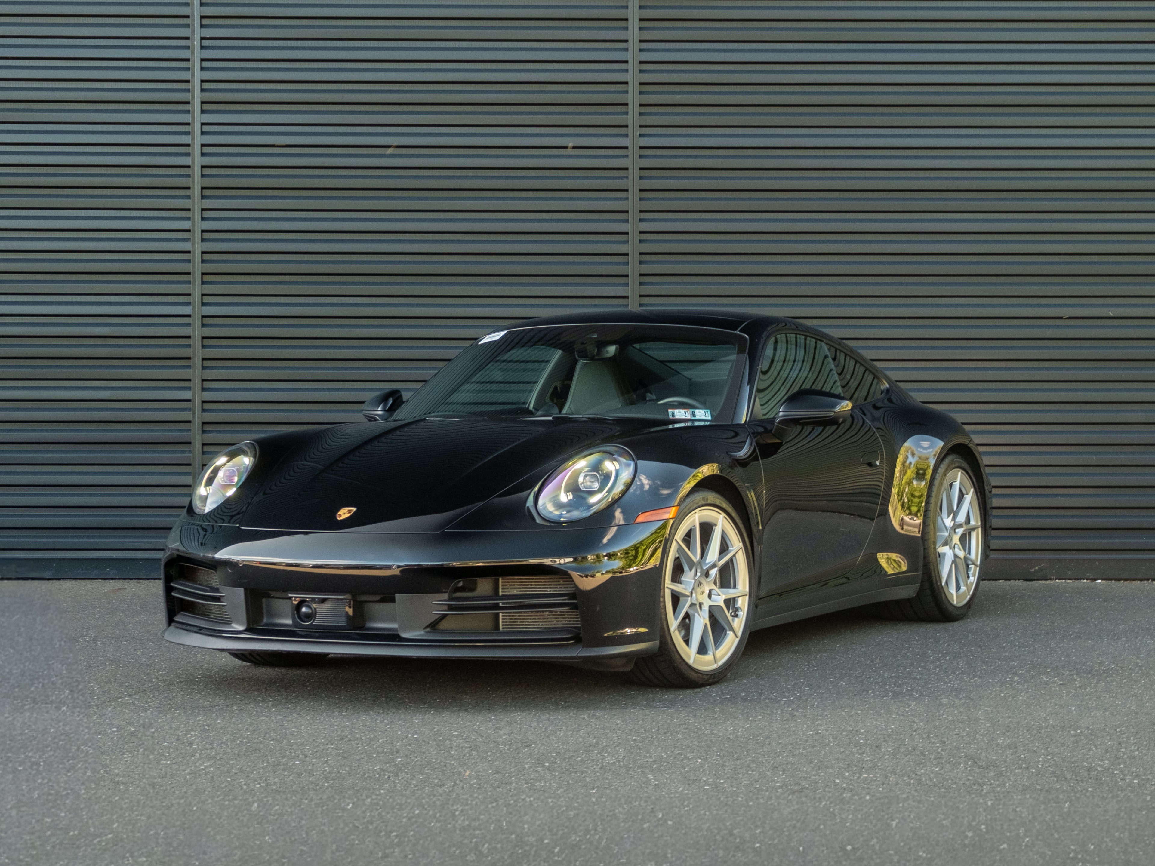 2025 Porsche 911 Carrera